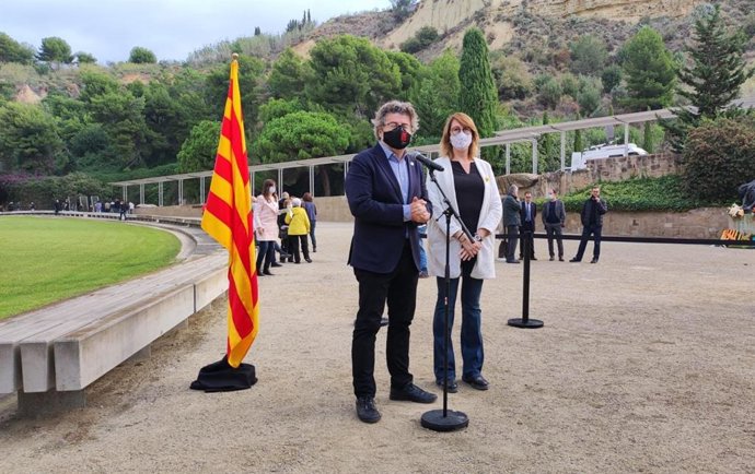 El portavoz de Demcrates, Toni Castell, tras la ofrenda floral al expresidente Lluís Companys