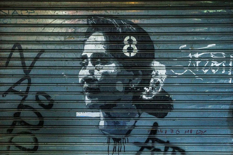 Archivo - Mural de la antigua 'líder de facto' de Birmania Aung San Suu Kyi en Bangkok, Tailandia.