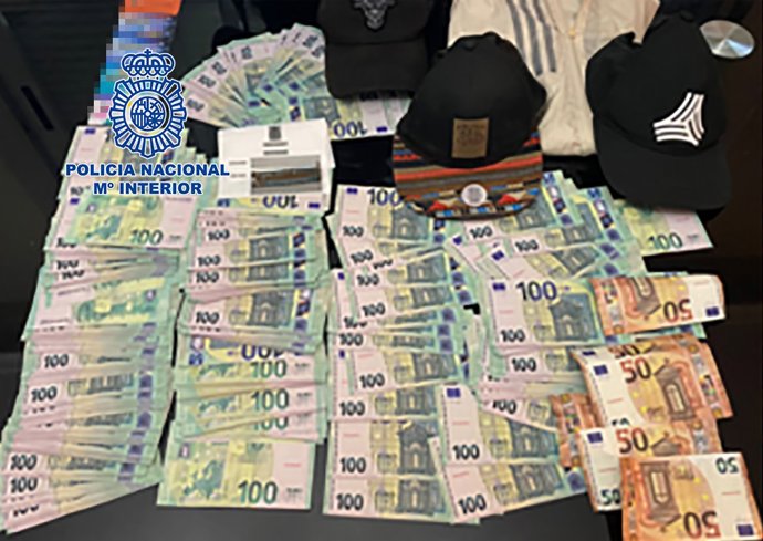 Dinero sustraído por el hombre detenido en Parla