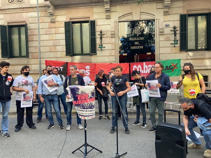 La Taula sindical de Catalunya en rueda de prensa ante la Delegación del Gobierno en Barcelona