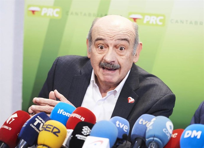 Archivo - El diputado nacional de PRC, José María Mazón.