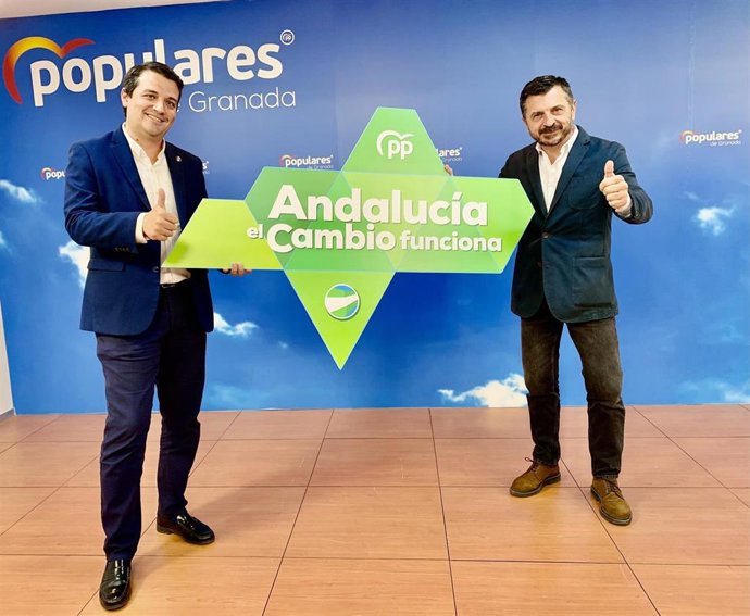 Rueda de prensa de presentación del lema 'Andalucía, el cambio funciona' del XVI congreso autonómico del PP-A que se celebrará en noviembre en Granada.