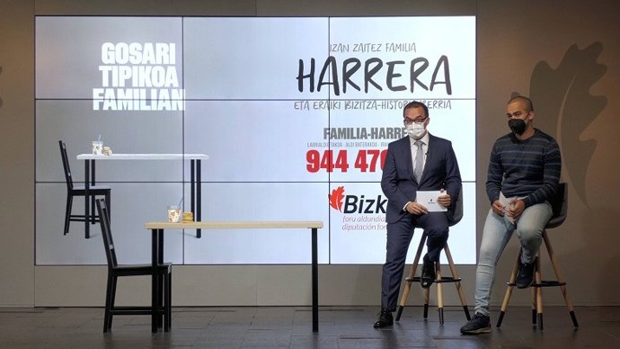 Imagen del diputado de Acción Social de Bizkaia, Sergio Murillo, y de Cristian Congo.