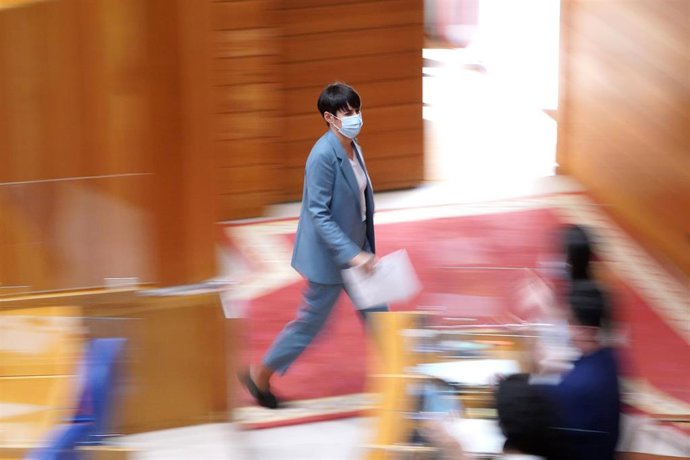 La portavoz del BNG en el Parlamento Gallego, Ana Pontón, durante el debate del Estado de la Autonomía de Galicia, en el Parlamento gallego, a 13 de octubre de 2021, en Santiago de Compostela, A Coruña, Galicia (España). El Parlamento de Galicia alberga