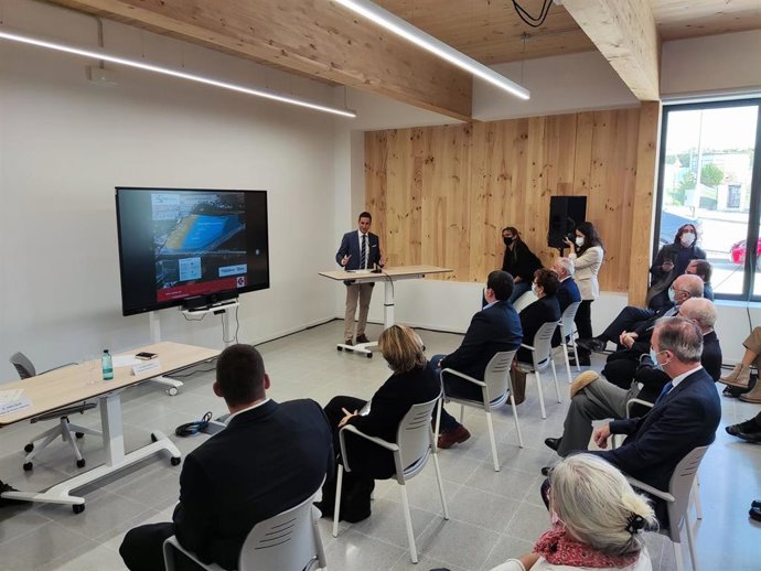 Asetrans Girona y Cimalsa crean un centro de formación y servicios al transporte en Girona