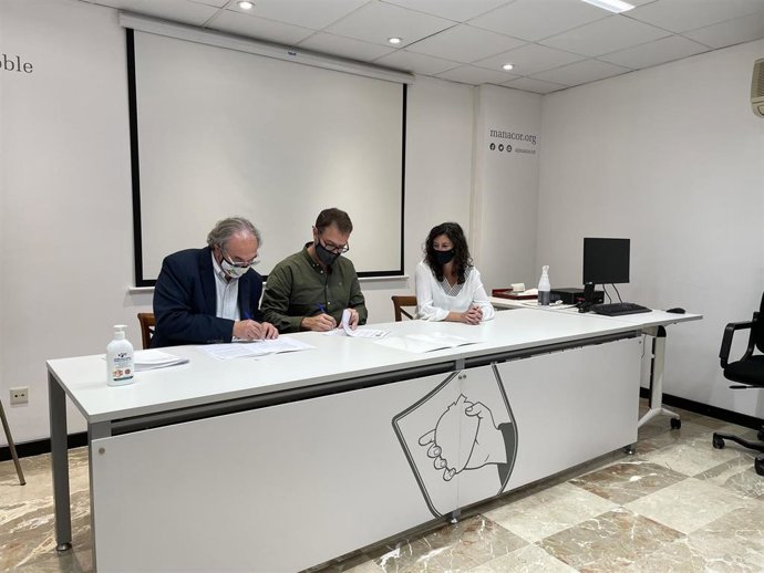 Educación y Ayuntamiento firman el convenio de colaboración para la creación de dos escoletes 0-3 en Manacor