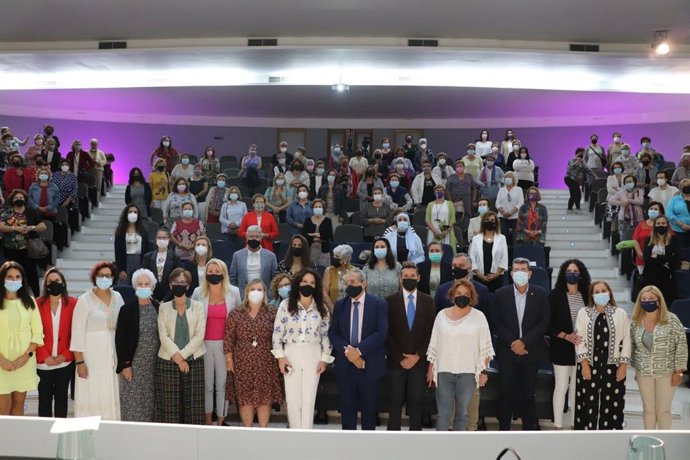 La consejera de Igualdad, Políticas Sociales y Conciliación, Rocío Ruiz, en la celebración del Día Internacional de las Mujeres Rurales en Málaga