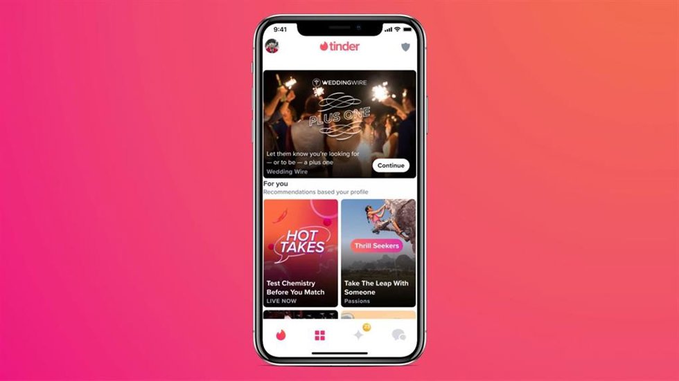 Función Plus One de Tinder para encontrar acompañante para asistir a bodas.