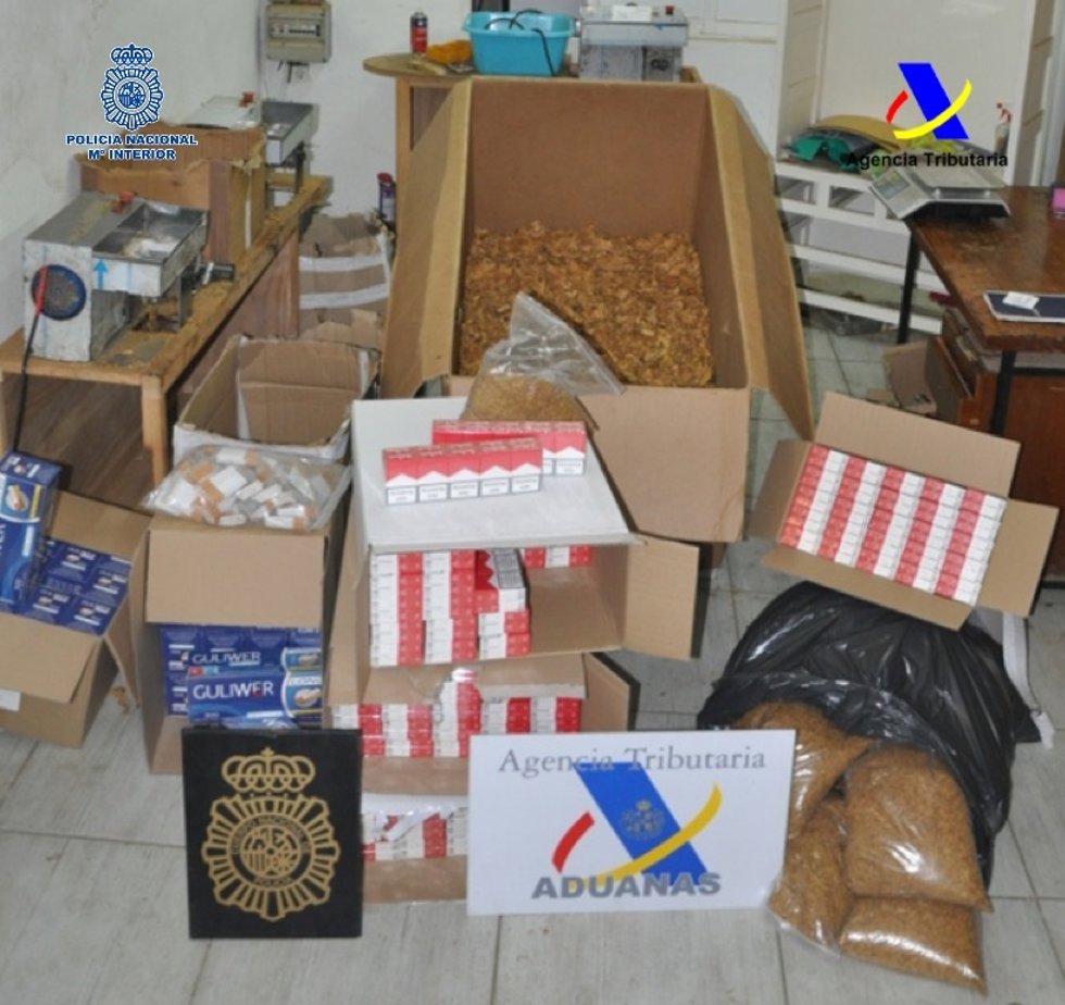 Tabaco de contrabando incautado por la Policía y la AEAT.