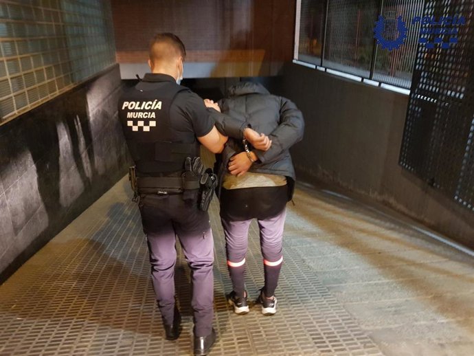 Imagen de uno de los detenidos
