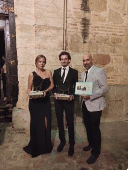 Tres antiguos alumnos de la Escuela de Joyería del SAE destacan en los premios del proyecto Denisova