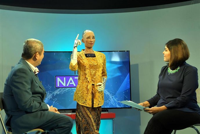 Archivo - La robot humanoide Sophia habla en una entrevista en 'Nation Talk'.