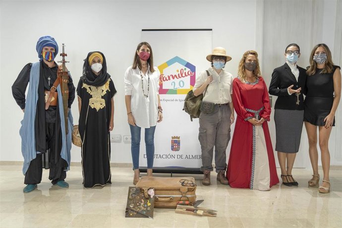 Carmen Belen López Zapata Diputada Delegada Especial de Igualdad y Familia Presenta el programa de visitas teatralizadas