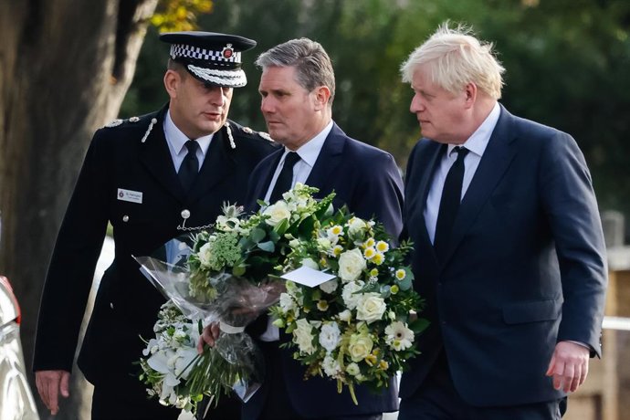 El primer ministre britnic, Boris Johnson, i el líder de l'oposició laborista, Keir Starmer 