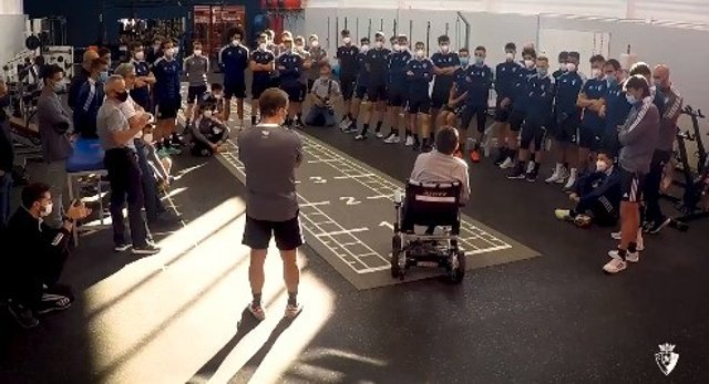 Unzué inspira a Osasuna