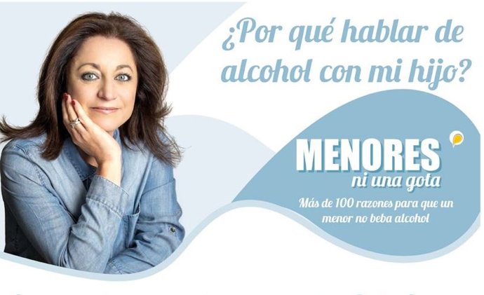 La psicóloga Rocío Ramos-Paúl ofrece una charla a padres y educadoras sobre el consumo de alcohol por menores