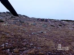Rescatado un hombre herido tras una caída en el Pico del Lobo, en Cerezo de Arriba (Segovia).