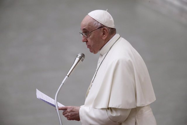 09 October 2021, Vatican, Vatican City: Pope Francis speaks during the audience for the participants in the preparatory Interparliamnetary meeting of COP26 at Paul VI hall. Photo: Evandro Inetti/ZUMA Press Wire/dpa