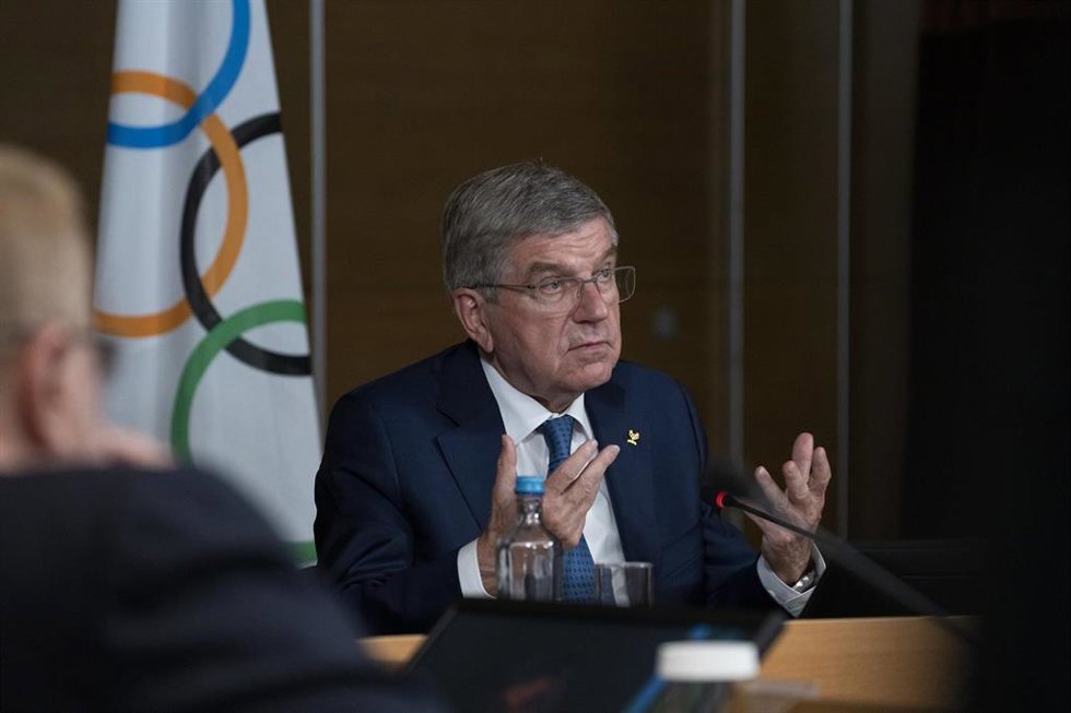 Thomas Bach, presidente del COI, preside la reunión de la Junta Ejecutiva del organismo, celebrada este sábado en Atenas