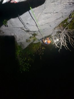 Rescate de dos mujeres en la vía ferrata de Socueva (Arrendondo)
