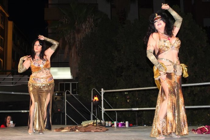 'El Templo De Bastet' Llena De Danza Oriental La Plaza De La Constitución De Jaén