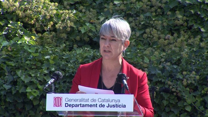 La consellera de Justicia de la Generalitat, Lourdes Ciuró