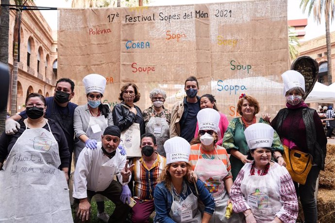 Participants en la 17 edició del Festival Sopes del Món Mundial