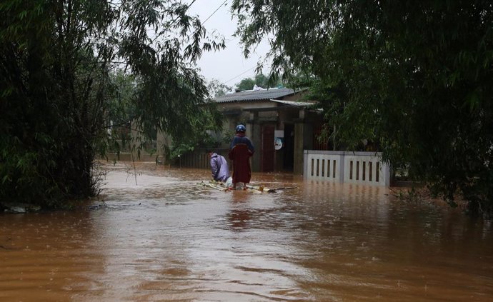 Archivo - Imagen de archivo de las recientes inundaciones en Vietnam.