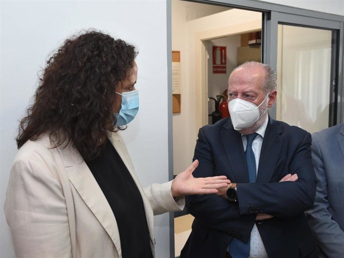 Fernando Rodríguez Villalobos y Rocío Sutil