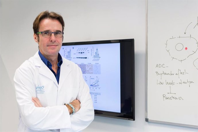 El doctor Joaquín Arribas ha conseguido avances en algunos subtipos de cáncer de mama, como el HER2 positivo