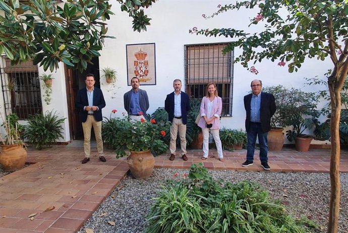 El presidente del Instituto Provincial de Bienestar Social (IPBS) de la Diputación de Córdoba, Francisco Ángel Sánchez (centro).