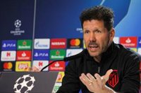 Simeone: "UEFA y CONMEBOL manejan todo y deciden como quieren, lo han hecho siempre"