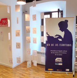 Día De Las Escritoras.