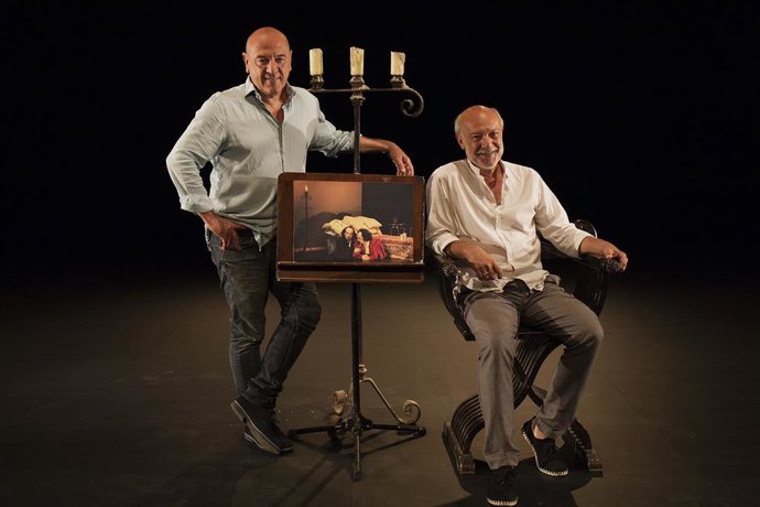 Archivo - La Sala Russafa de Valncia estrena, del 21 de octubre al 14 de noviembre, 'La Niebla', la nueva comedia, escrita y dirigida por Chema Cardeña con la que Arden celebra su 25+1 aniversario.