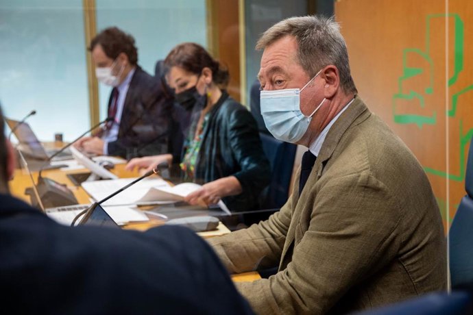 Zupiria, en la Comisión de Euskera, Cultura y Deporte