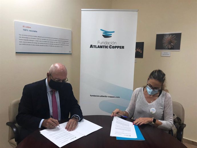 Acuerdo entre la Fundación Atlantic Copper y el AMPA del colegio Salesianos de Huelva.