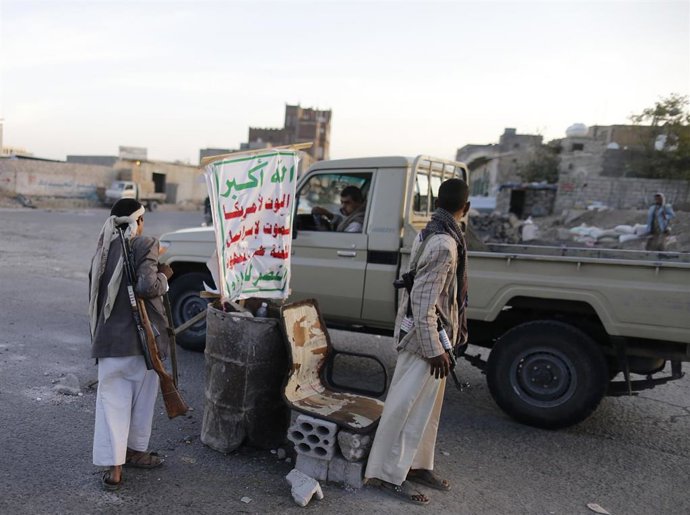 Archivo - Huthis en Yemen.
