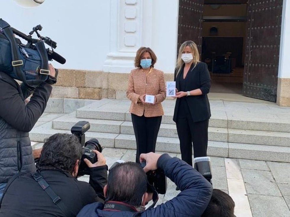 Archivo - Registro de los presupuestos de 2021 en la Asamblea, en una foto de archivo