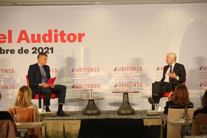 Víctor Alió, Presidente De La Agrupación De Madrid Del ICJCE Y Santiago Durán, Presidente Del ICAC.