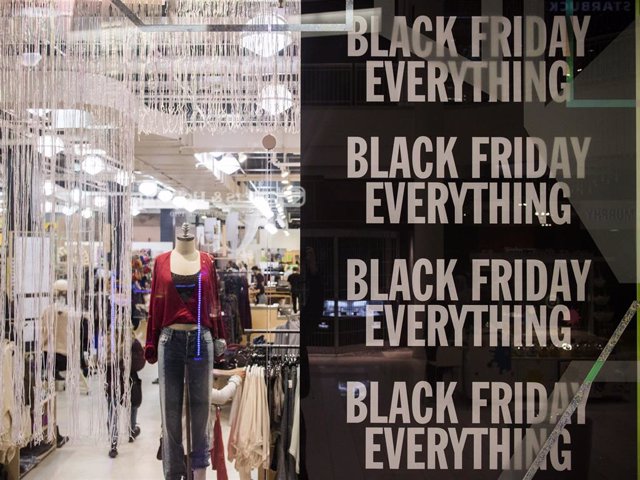 Archivo - Hay diferentes teorías sobre el origen del término 'Black Friday'