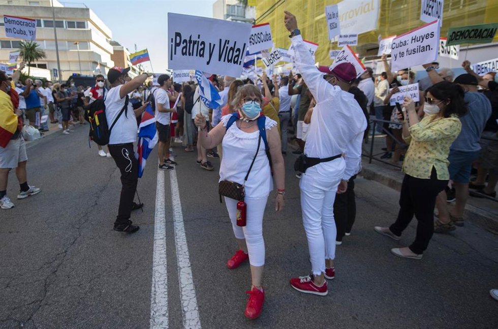 Archivo - Protesta contra el Gobierno de Cuba en Madrid