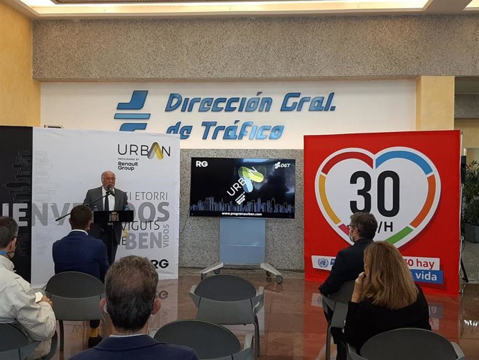 El Director De La Dirección General De Tráfico (DGT), Pere Navarro, En La Presentación Del Urban Roadshow De Renault