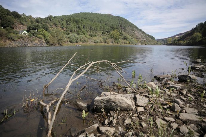 El embalse de San Esteban en la Ribeira Sacra, a 1 de octubre de 2021, en Augas Mestas, Quiroga, Lugo, Galicia, (España). El Consejo Internacional de Coordinación del Programa Man and the Biosphere (MaB) de la Unesco aprobó este mes de septiembre la dec