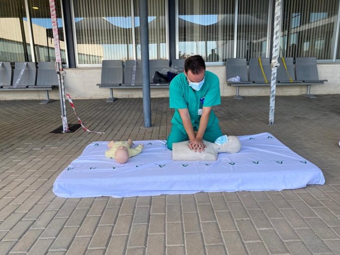 Taller de resucitación cardiopulmonar.