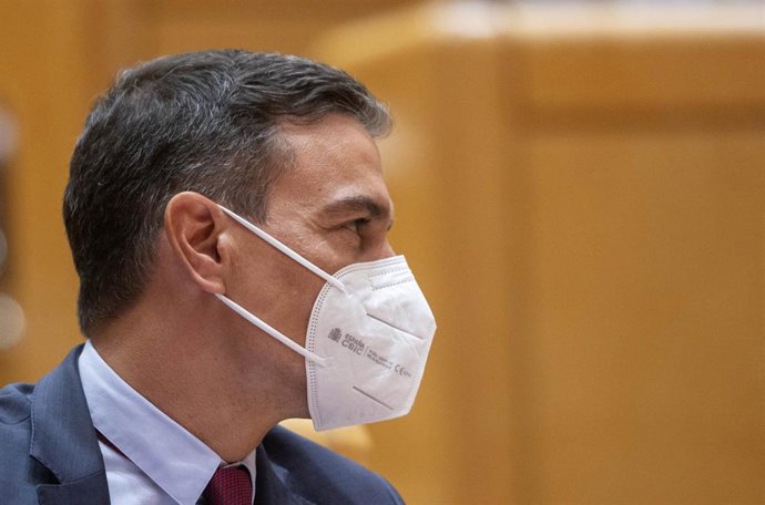 Archivo - El presidente del Gobierno, Pedro Sánchez, durante el primer pleno y primera sesión de control al Gobierno en el Senado tras el parón estival, a 14 de septiembre de 2021, en Madrid (España).