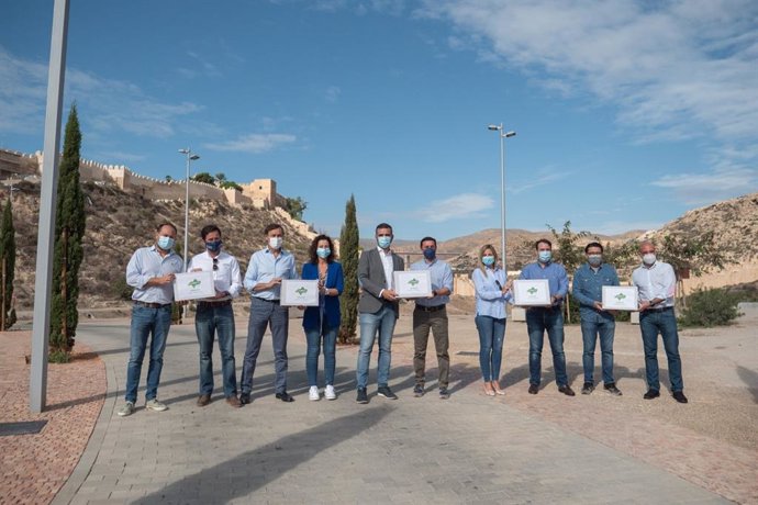 Javier Aureliano García y Fernández Pacheco con los avales