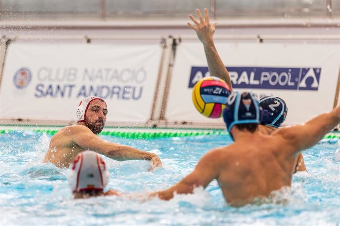 Archivo - Víctor Gutiérrez durante un partido del CN Terrassa