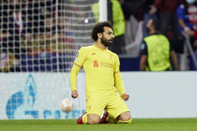 19 October 2021, Spain, Madrid: Liverpool's Mohamed Salah celebrates scoring his side's second goal during the UEFA Champions League Group B soccer match between Aletico Madrid and Liverpool at Wanda Metropolitano Stadium. Photo: Ruben Albarran/ZUMA Pre
