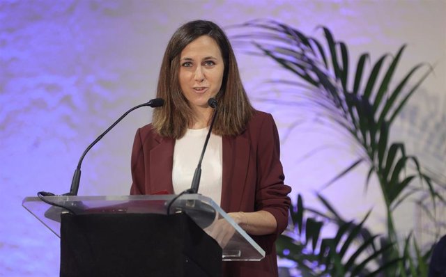 La ministra de Derechos Sociales y Agenda 2030, Ione Belarra, interviene en el Acto Conmemorativo con motivo del Día Internacional para la Erradicación de la Pobreza, en el Espacio Rastro Madrid, a 15 de octubre de 2021, en Madrid (España). 