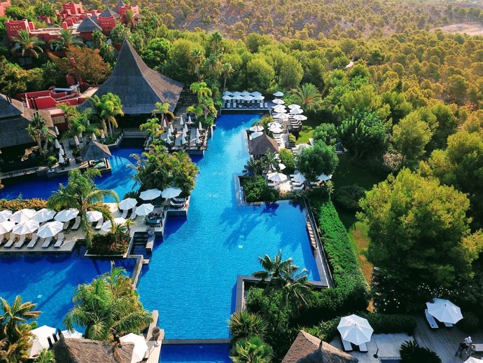 Asia Gardens & Hotel Thai Spa